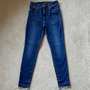 Lucky Brand size 0/25 Bridgette skinny jeans EUC